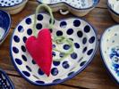 Herzschalen aus Bunzlauer Keramik – Ceramika Artystyczna